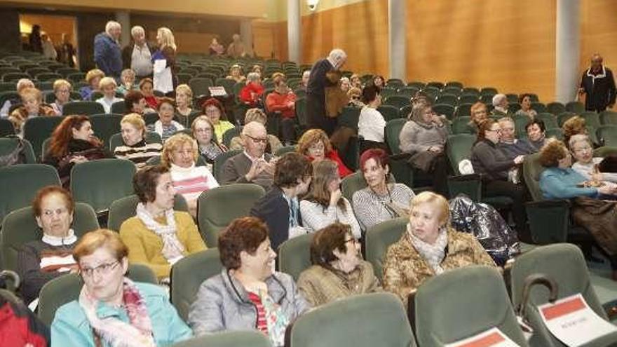 Primer encuentro de los grupos de teatro de centros de mayores