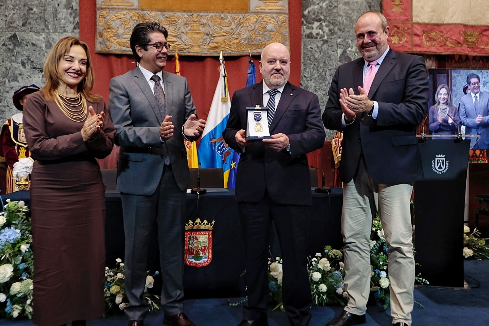 Entrega de la Medalla de Oro de Tenerife al Club Deportivo Tenerife