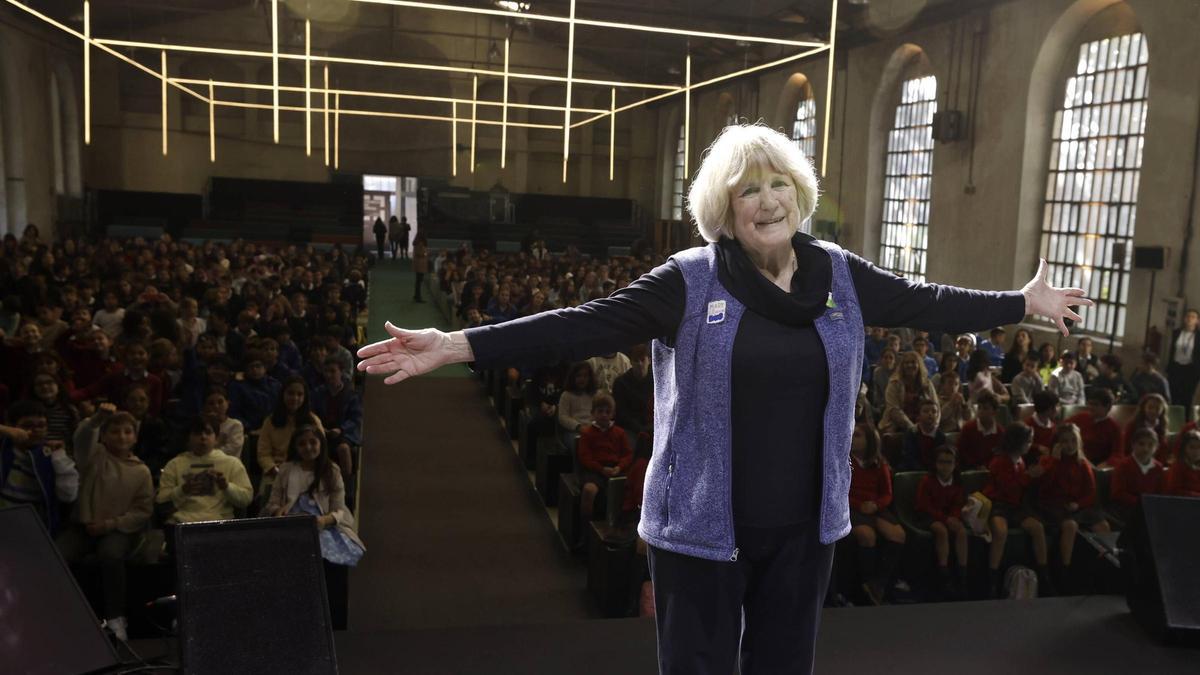 Mary-Claire King, “Princesa de Asturias” de Investigación 2025, responde las preguntas de 500 escolares en Oviedo