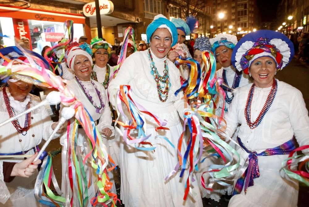 Desfile de Antroxu en Gijón