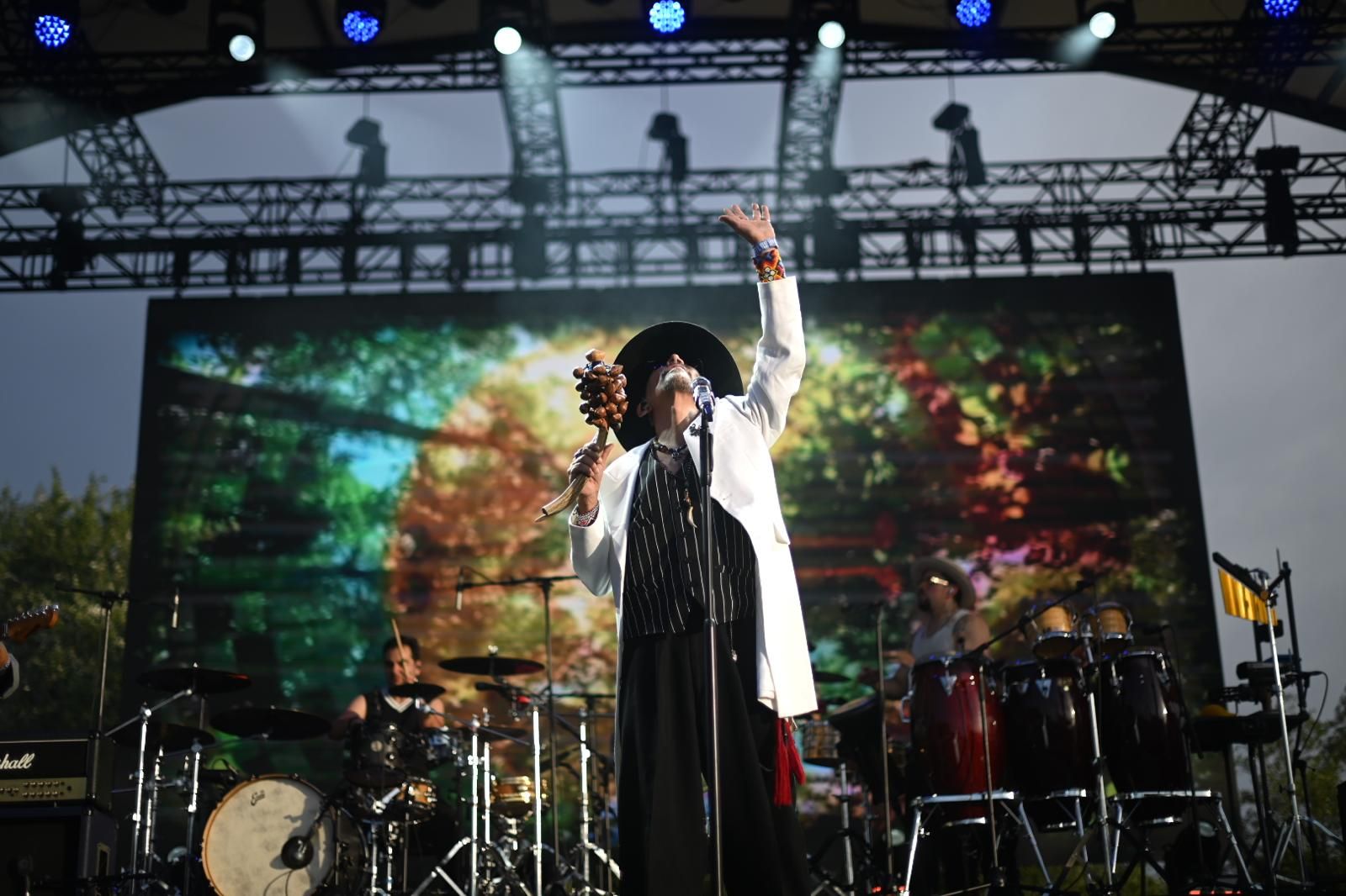 En imágenes | Segundo día del Vive Latino 2025 en Zaragoza