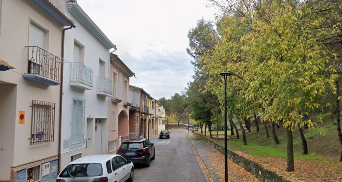 Vista de la calle Cádiz, en Nueva Carteya.