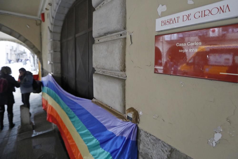 Concentració LGTBI contra «les teràpies reparatives»