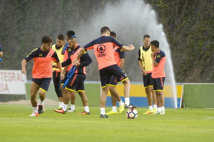 ENTRENAMIENTO DE LA UD LAS PALMAS