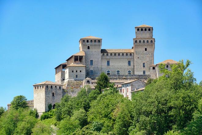 Castillo de Torrechiara, Parma, Italia, Bicicleta