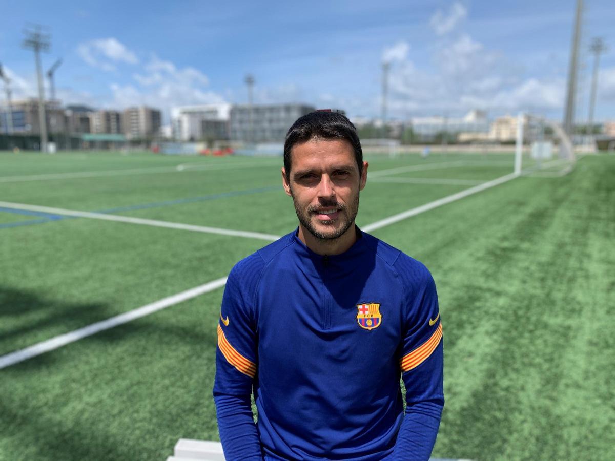 Óscar López en su etapa como entrenador culé en La Masía