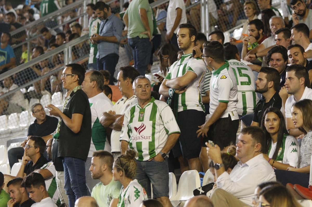 La afición cordobesista en el partido contra el Alarcón