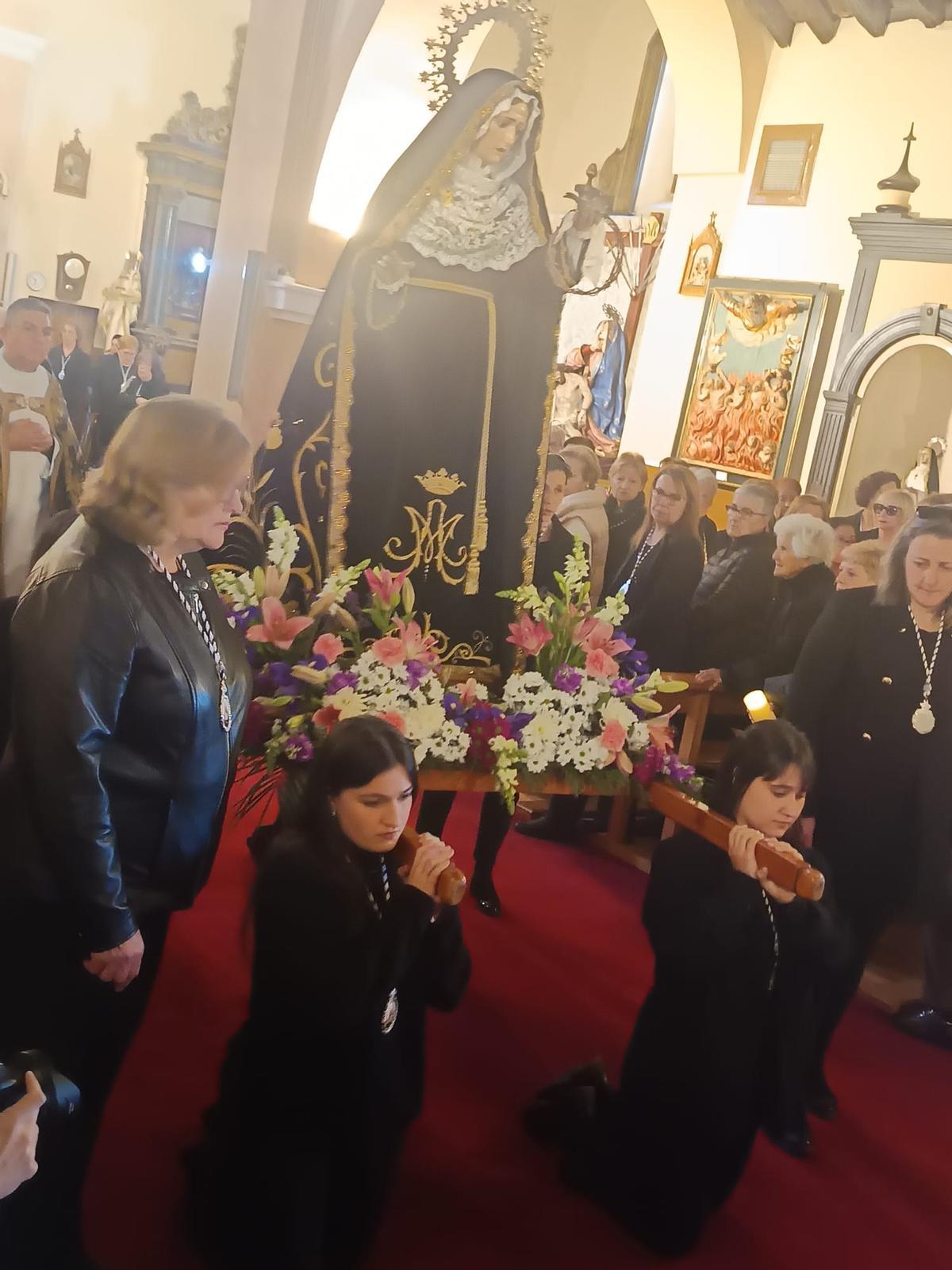 GALERÍA| La procesión de La Soledad de Manganeses de la Lampreana en imágenes
