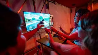Adrián Suárez, profesor de diseño de videojuegos, sobre los juegos gratuitos: "Tienes patrones oscuros para que los niños sientan la necesidad de estar jugando todo el tiempo"