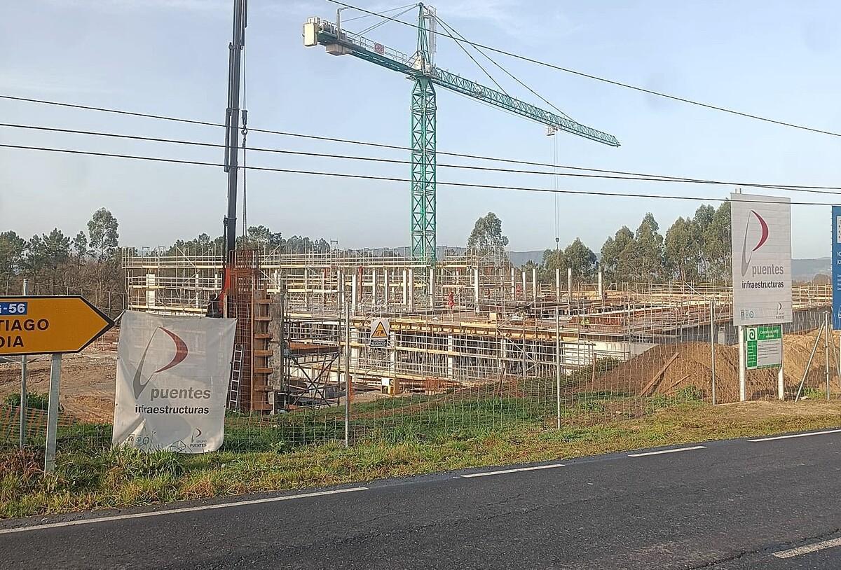 Obras en el futuro colegio de Milladoiro, que prevén abrir en 2027