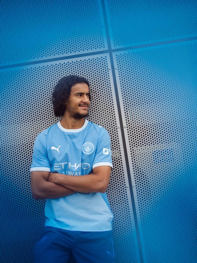 El Manchester City ficha al marroquí de 18 años Bouaddi por 100 millones de euros