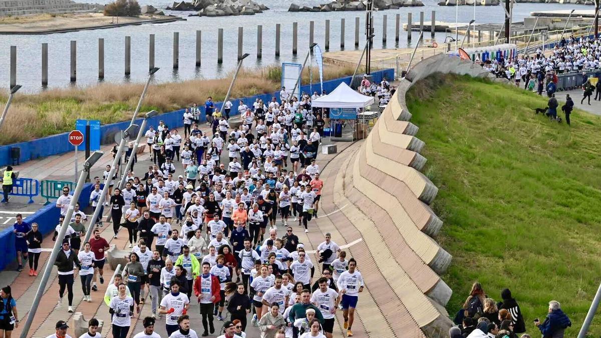 Barcelona corre contra el cáncer en el Fòrum.