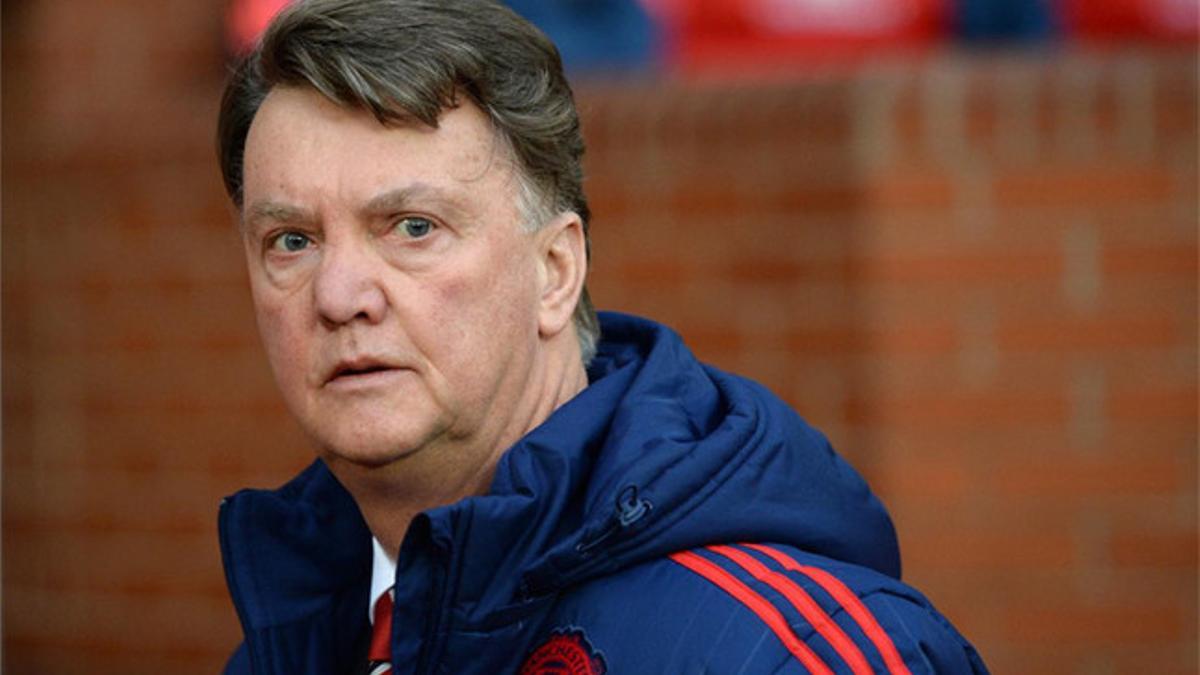 Van Gaal abre la puerta a que lleguen fichajes en enero