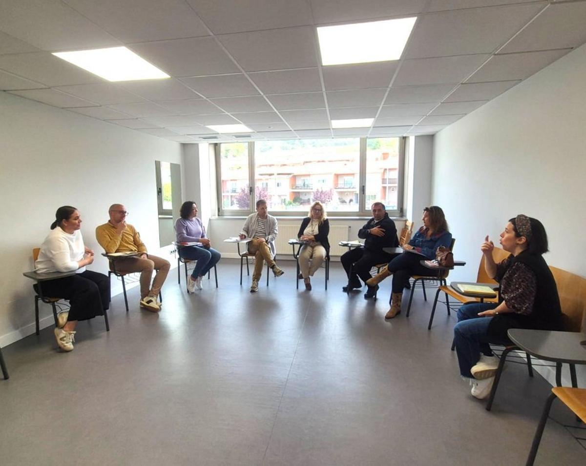 La reunión de las ANPAS de los centros educativos de Sanxenxo. | FDV