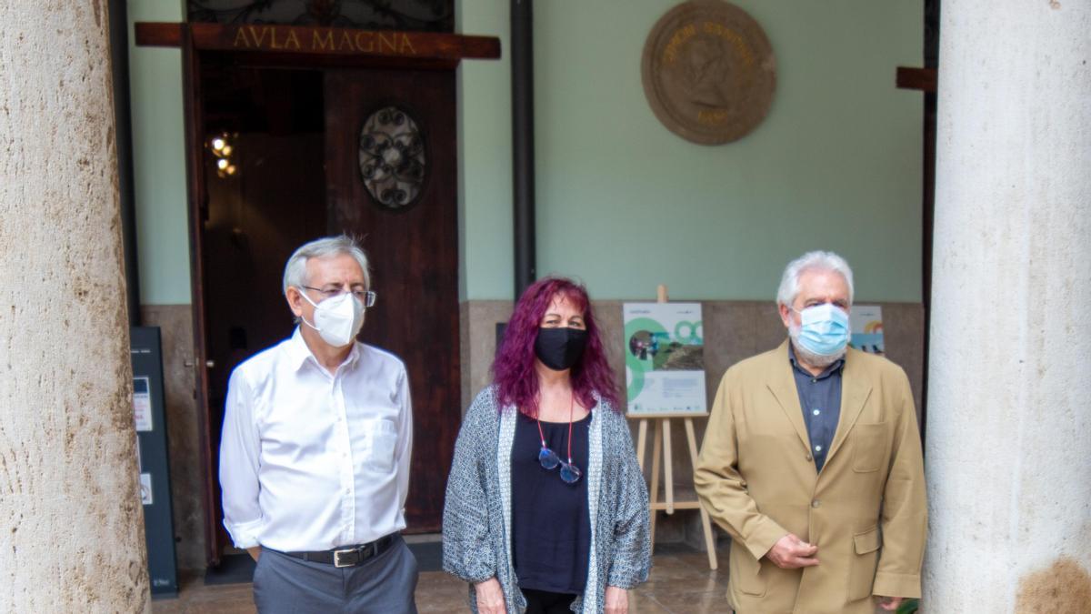 Antonio Ariño, María Colomer y Vicent Garcés durante la presentación del programa de 2020.