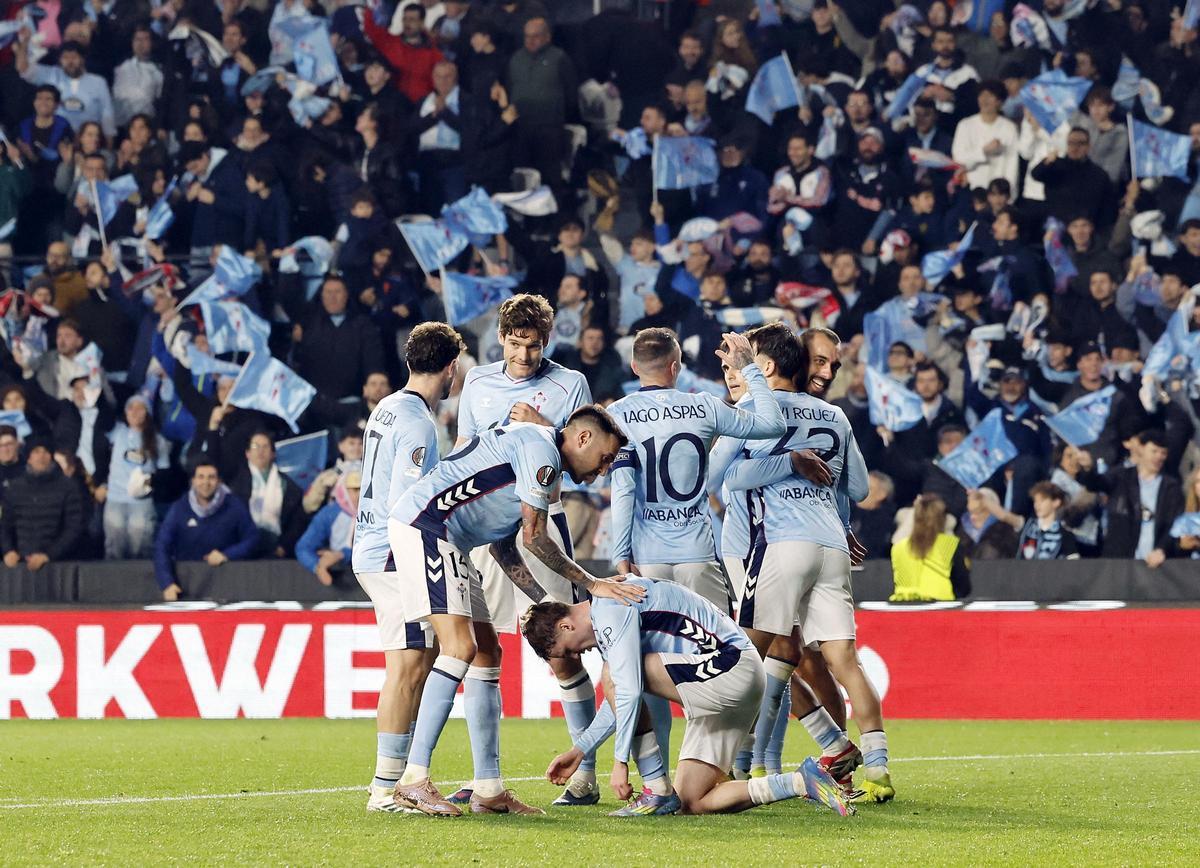 Balaídos vive otra gran noche europea: las mejores fotos del Celta-PAOK