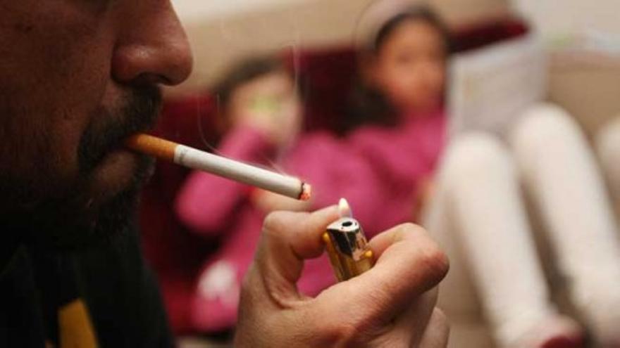 Más de 700.000 niños conviven con el tabaco