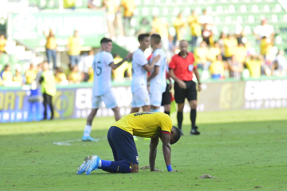 Argentina vence a Ecuador en el Martínez Valero