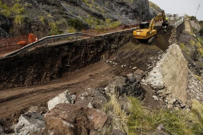 VISITA OBRAS REPARACION CARRETERA AGAETE LA ALDEA