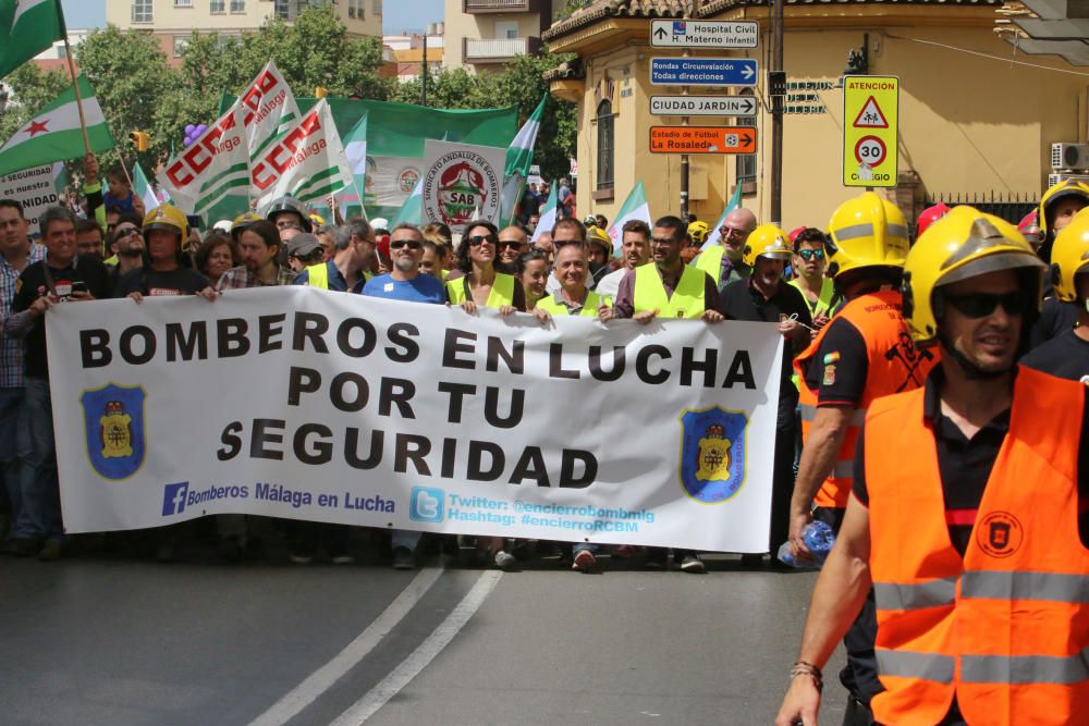 Manifestación de los bomberos de Málaga