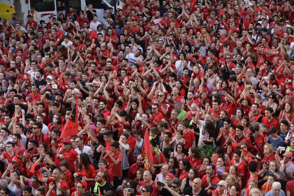 Real Mallorca feiert den Aufstieg mit seinen Fans