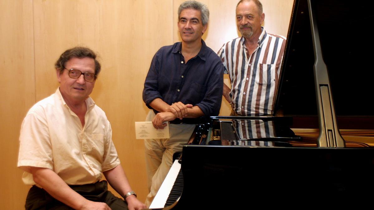 Joan Moll, al piano, con Basilio Baltasar y Patrick Meadows