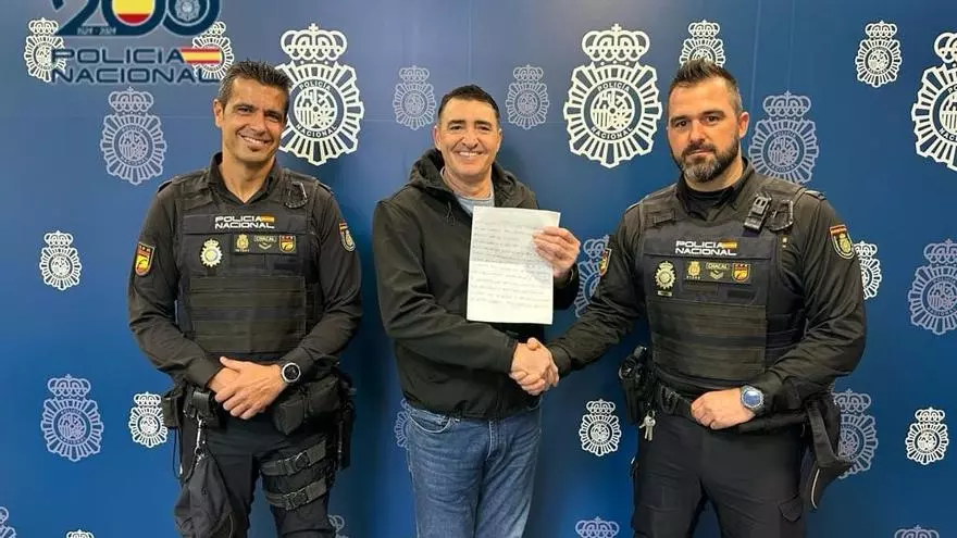 Salvan la vida de un hombre tras atragantarse con un torrezno