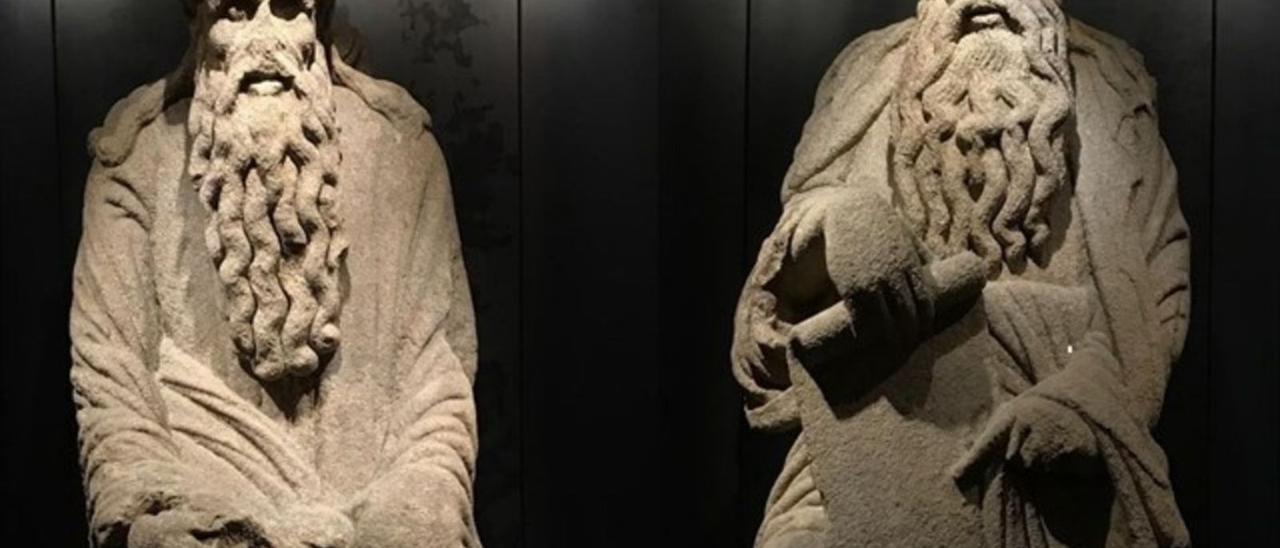 Estatuas de Isaac y Abraham, obras del Mestre Mateo, en Santiago. |   // E. P.