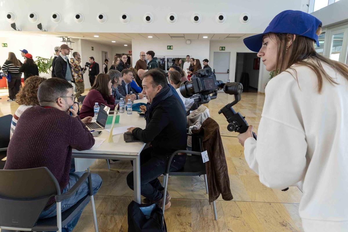 El IES García Berlanga de Sant Joan reúne a la élite del sector audiovisual de Alicante en Ciudad de la Luz