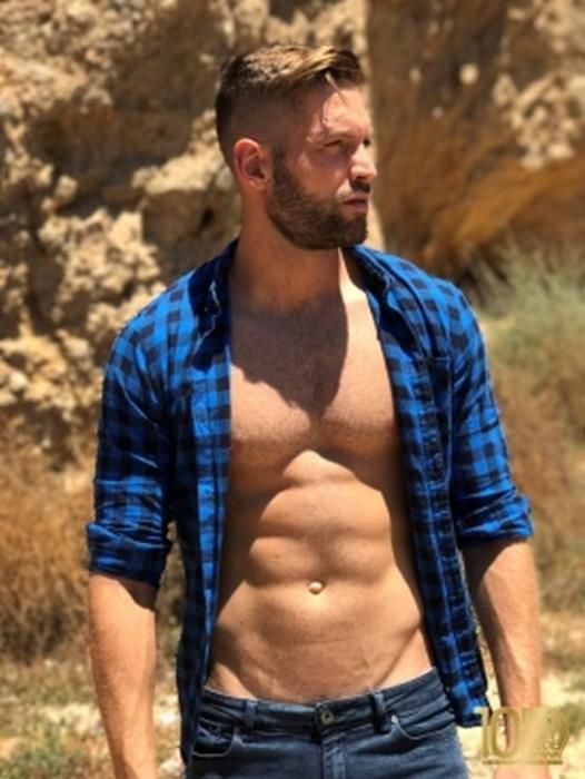 El tinerfeño Ricardo Tacoronte, el gay más guapo de España