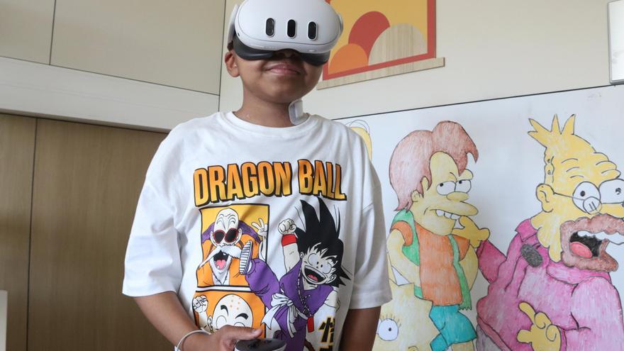 Videos: Un projecte de realitat virtual de Vall d’Hebron i el Barça vol millorar l’estada dels pacients adolescents a l’hospital