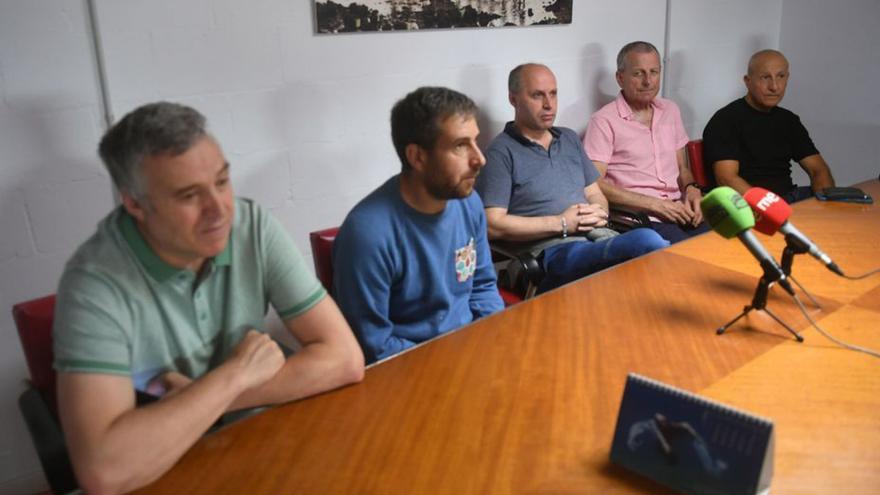 Los mariscadores de O Burgo exigen ayudas: “Es una situación de desamparo”