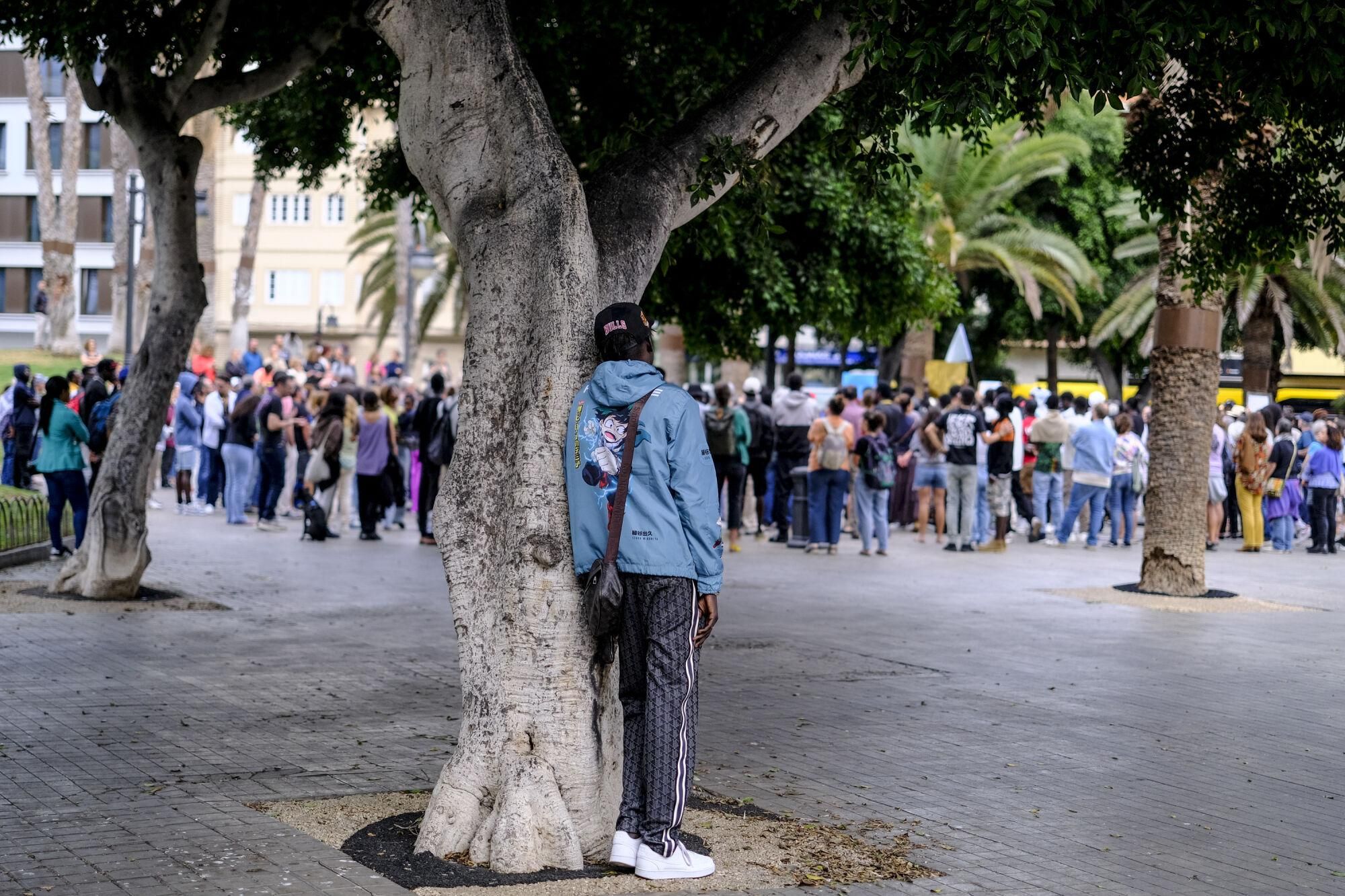 Concentración por la muerte de Abdoulie Bah en la plaza de La Feria