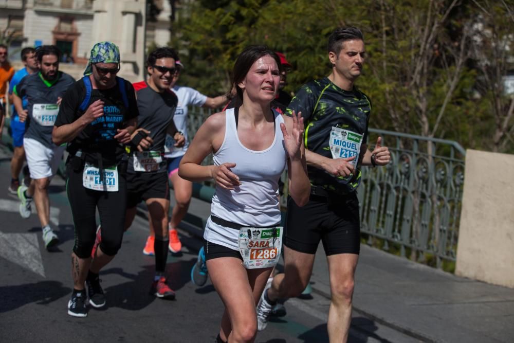 Hassanne Ahouchar gana el 44 maratón de Elche