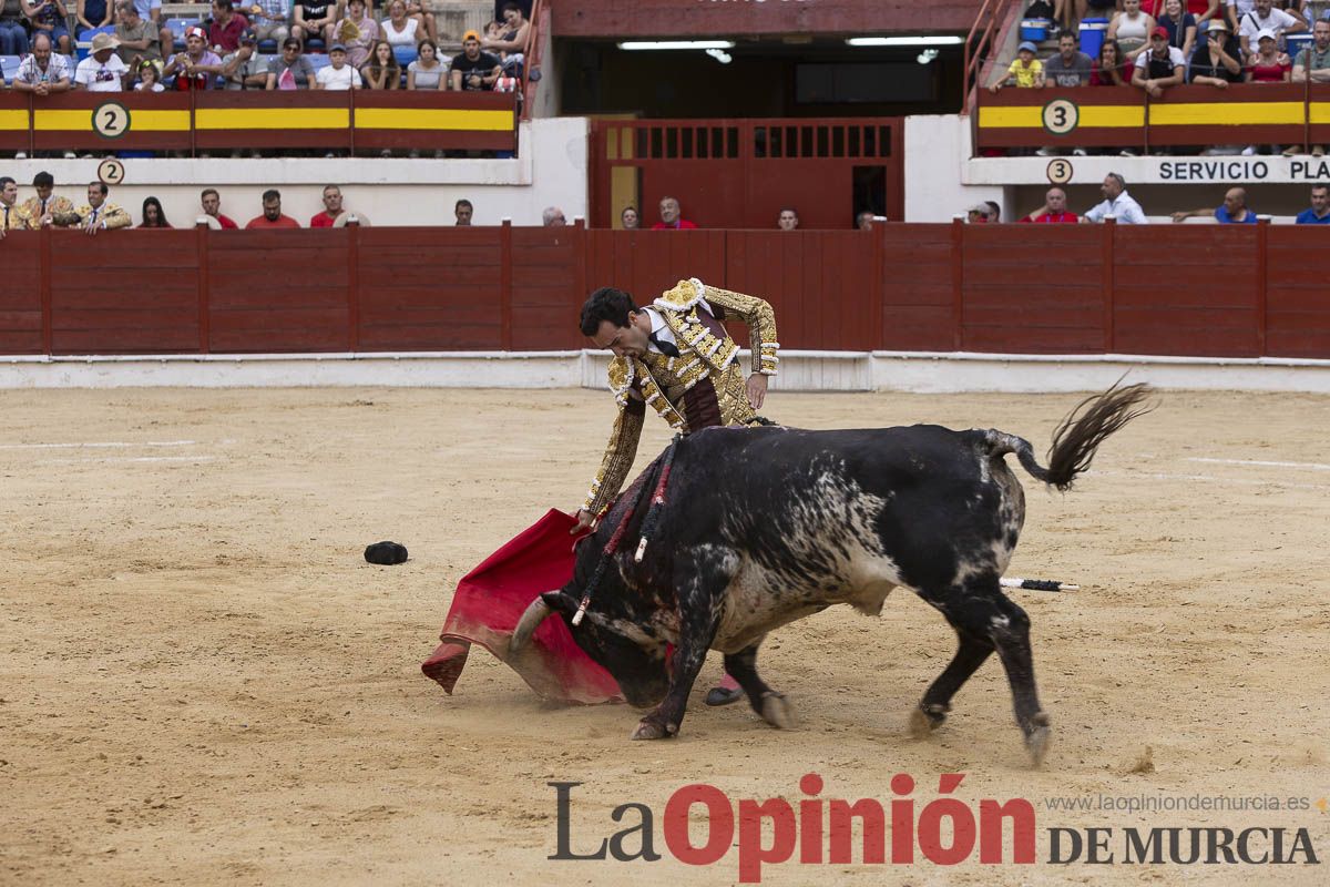 Tarde histórica en Abarán con la alternativa de José María Trigueros y el indulto de Tomás Rufo, junto a Castella salieron a hombros