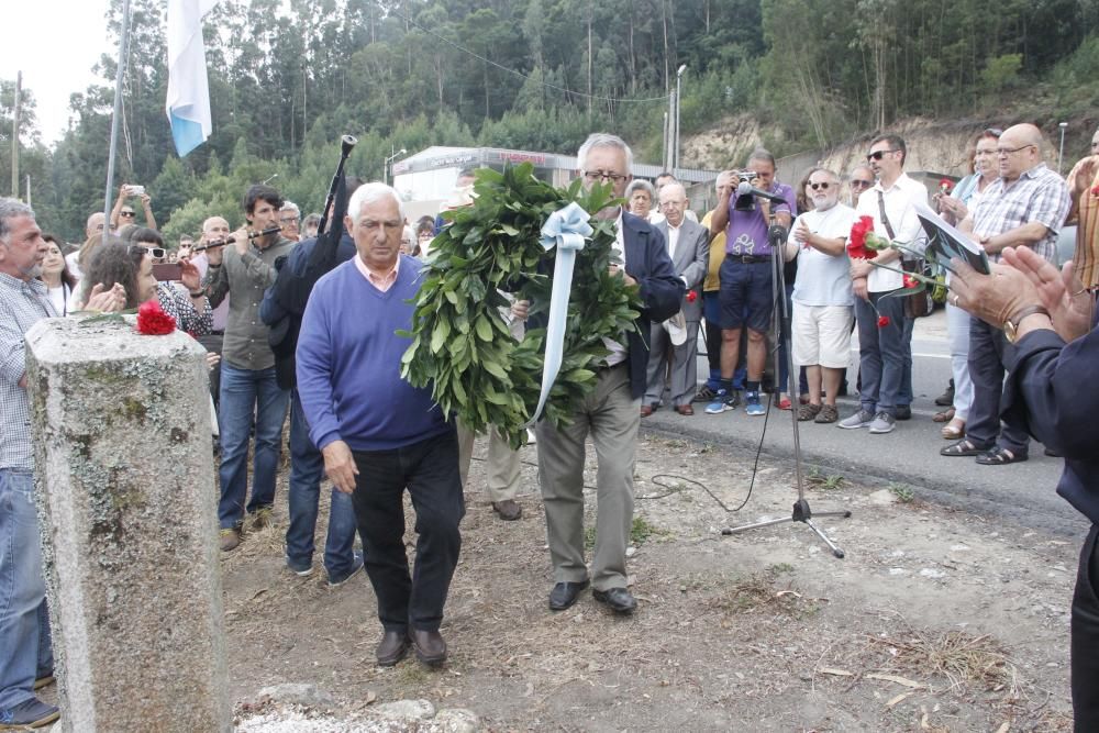 Cangas homenajea a las víctimas de Anguieiro