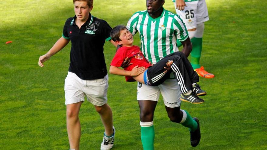 Osasuna destaca el regreso de N´Diaye a El Sadar