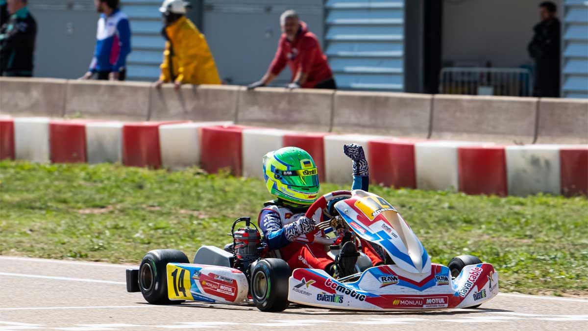 Monlau, a por todas en el Nacional de karting