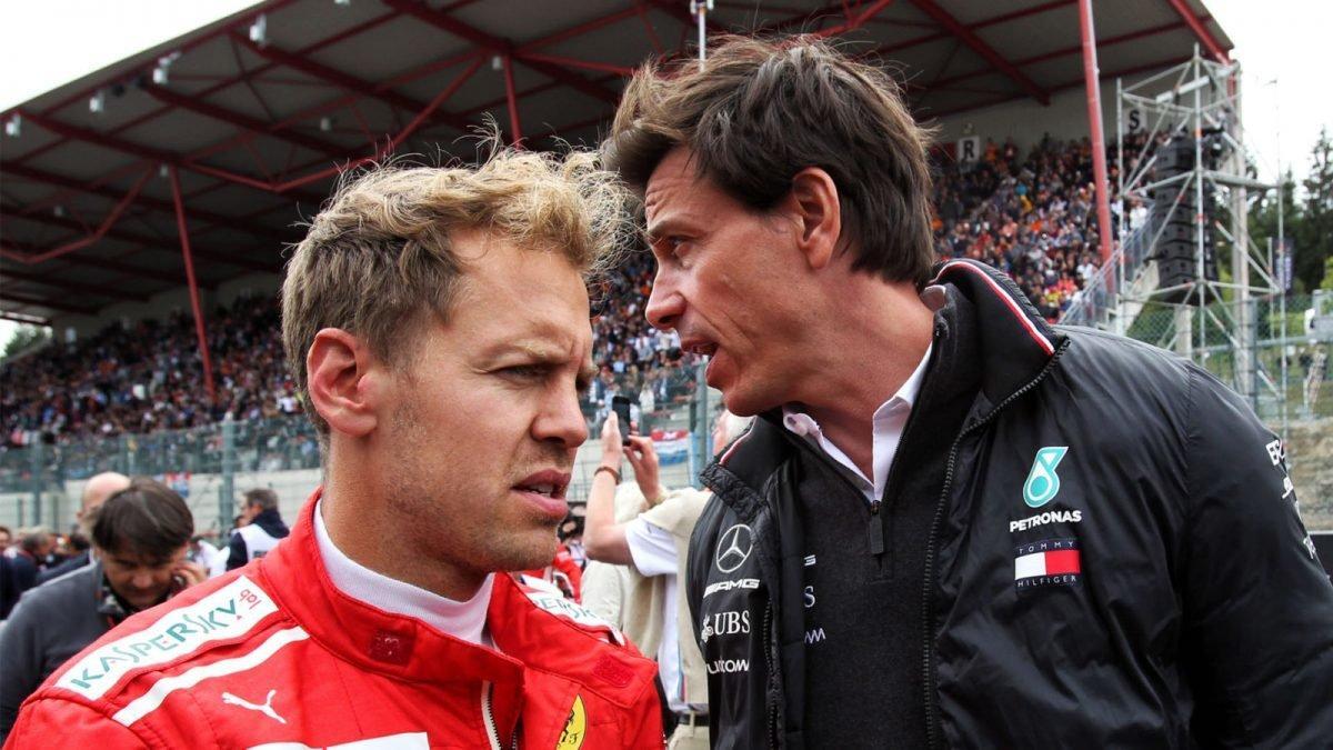 Vettel y Wolff, antes de una carrera