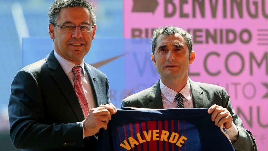 Bartomeu, junto a Valverde en la presentación del técnico.