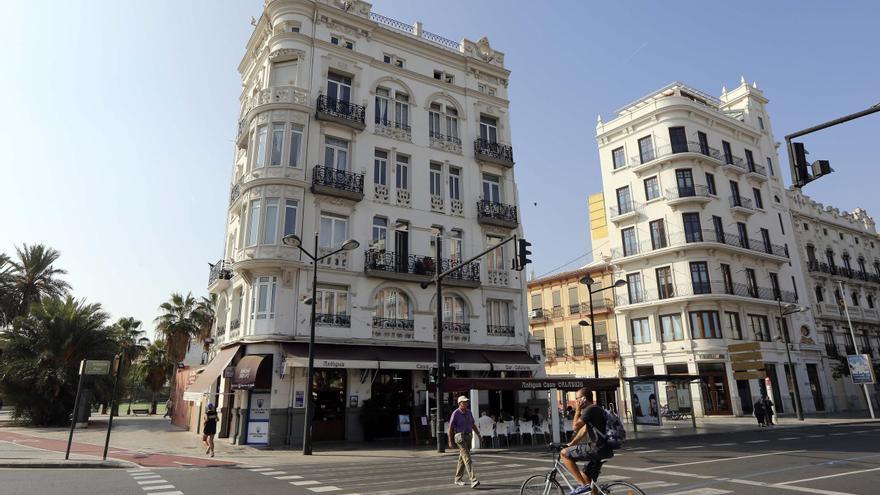 A la venta el histórico edificio Calabuig por cinco millones de euros