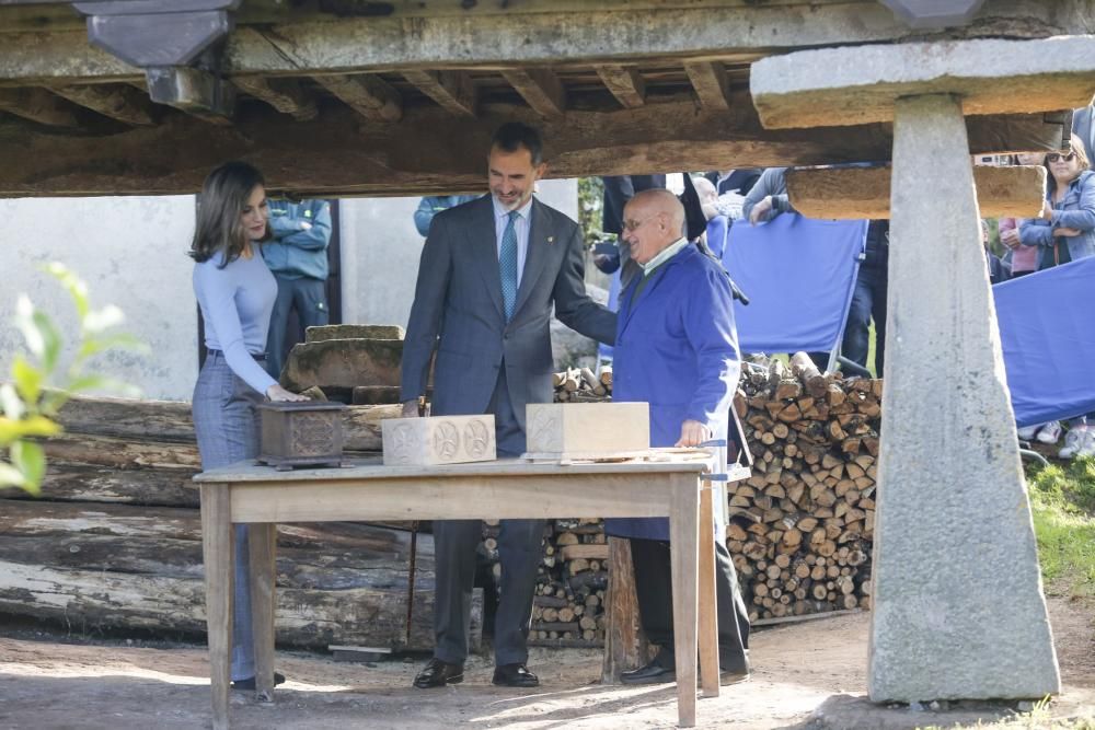 Los Reyes visitan Poreñu, Pueblo Ejemplar 2017