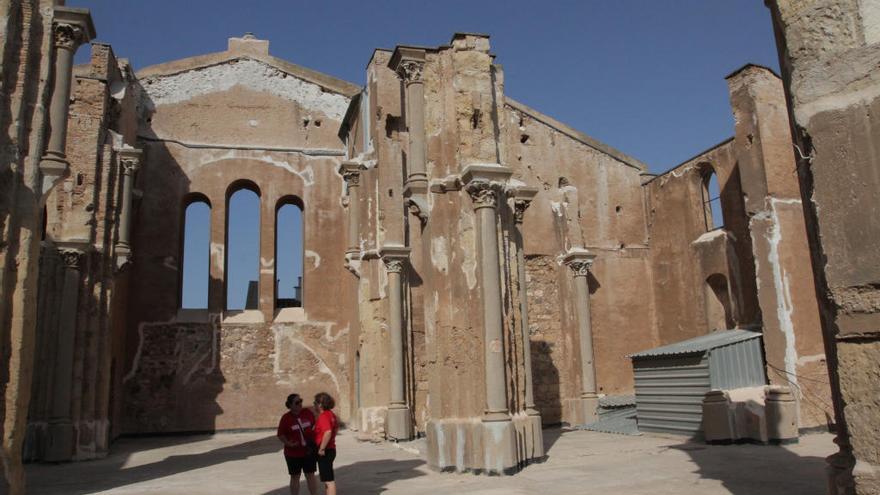 Reunión a tres bandas entre el Ayuntamiento, el Obispado y la Comunidad por la Catedral