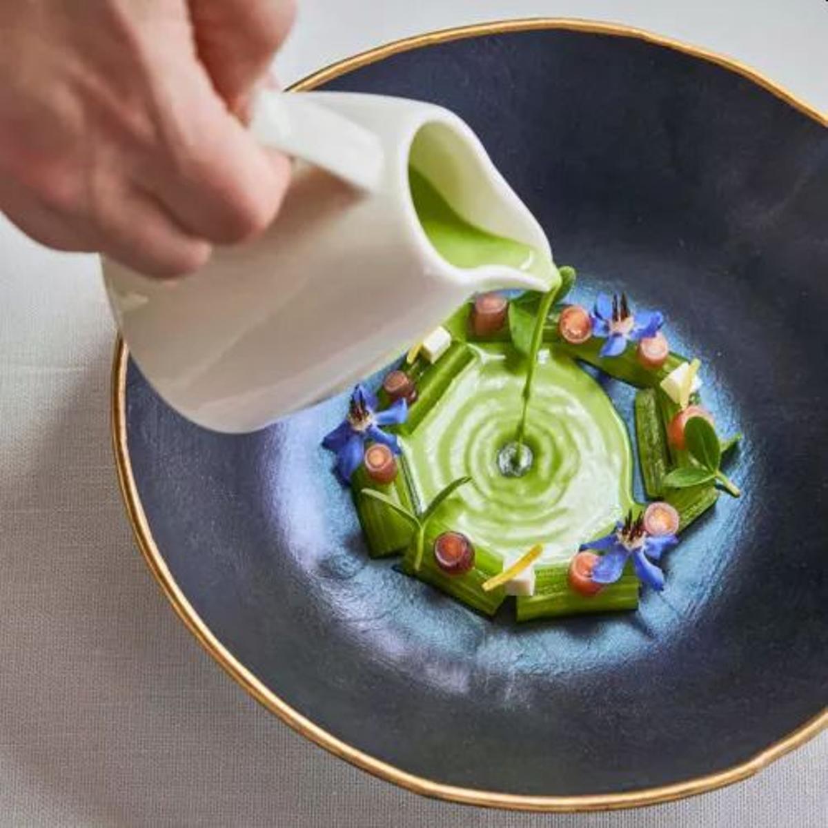 La propuesta culinaria combina el recetario tradicional con la alta cocina.