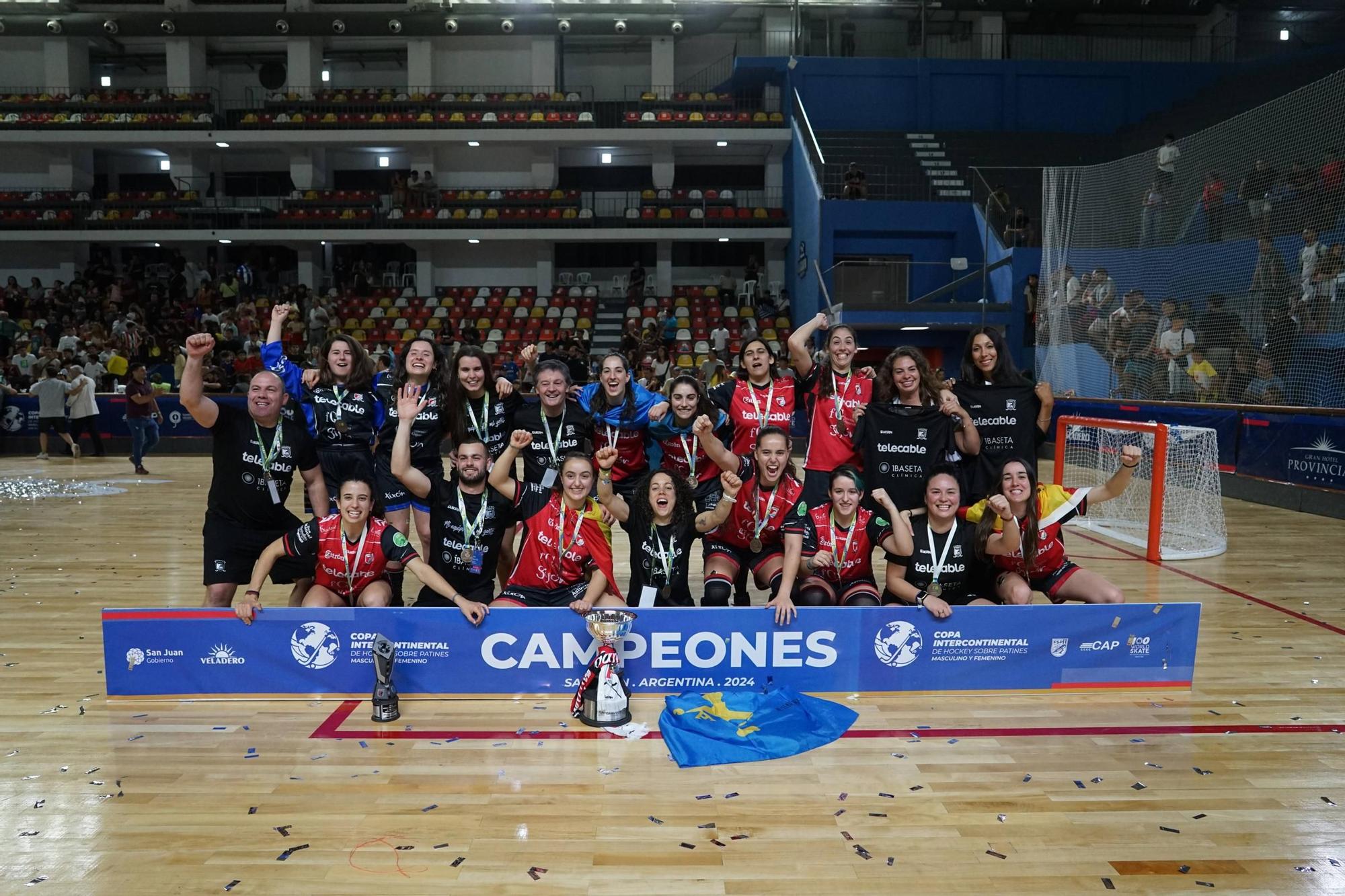 EN IMÁGENES: El Telecable Gijón de hockey hace historia y ya son campeonas del mundo