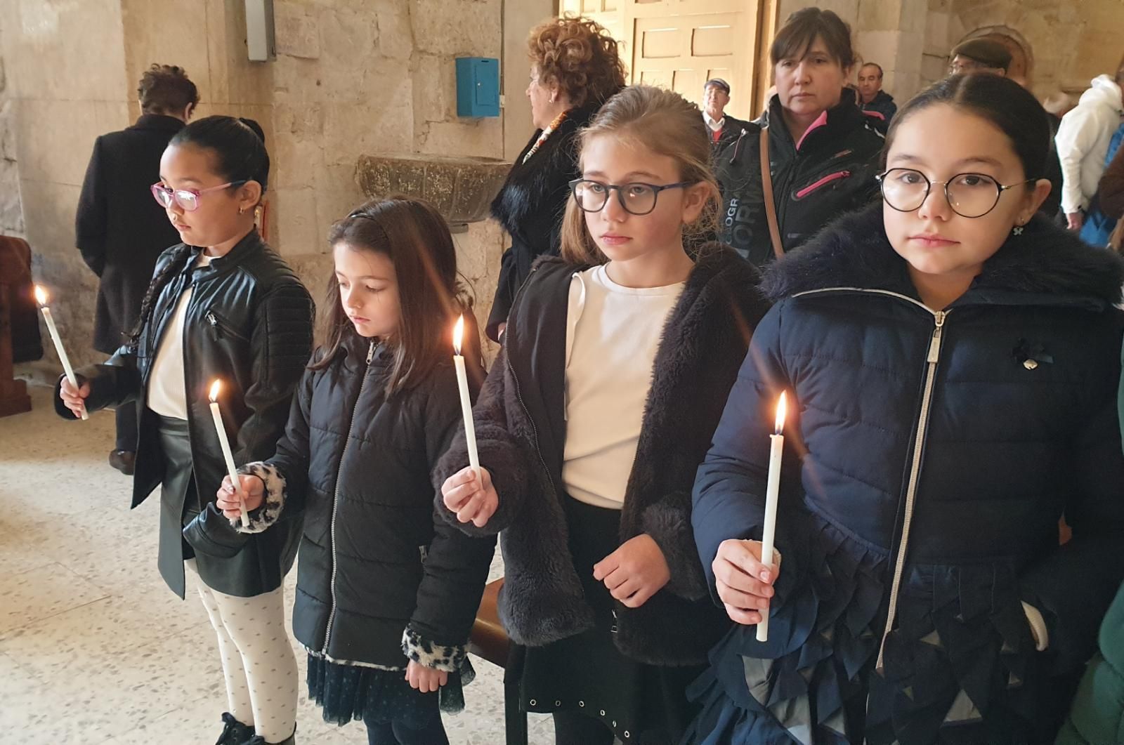 GALERÍA | Fiesta de las Candelas y coplas al gallo en Venialbo