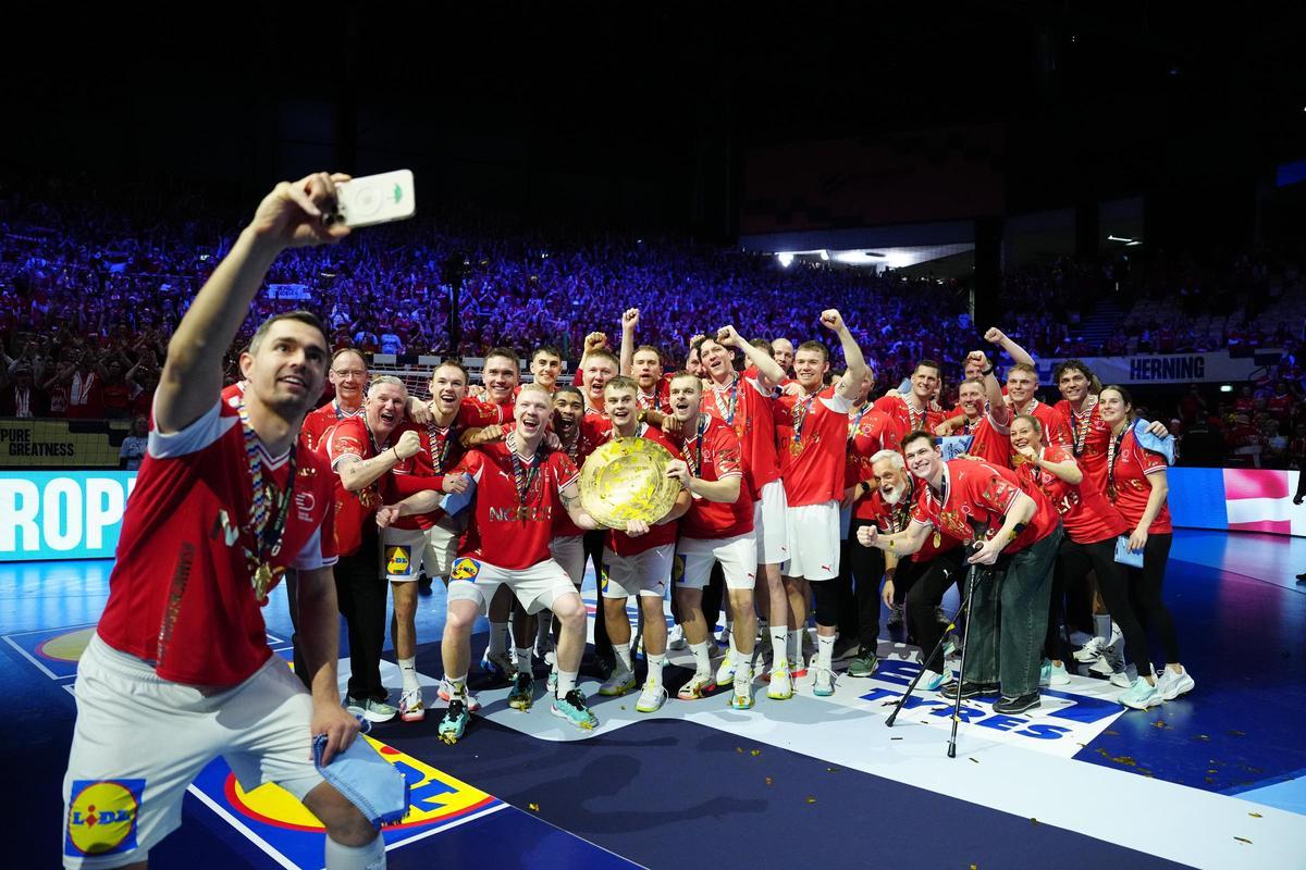 34-27. Dinamarca cierra el círculo y conquista el ansiado oro continental