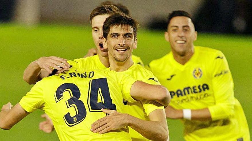 El Villarreal CF sufrió, pero venció por la mínima ante el Tenerife con un gol de Fer Niño