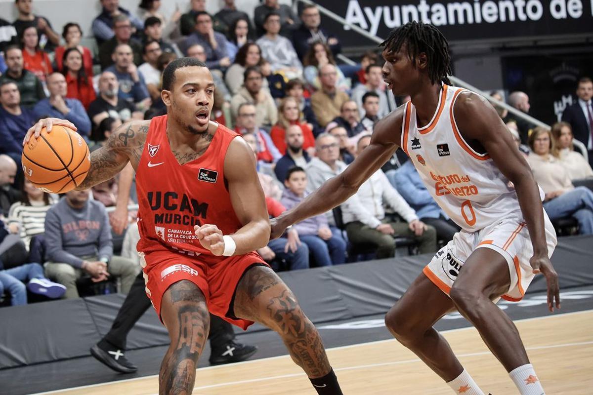 Las mejores imágenes del UCAM Murcia - Valencia Basket