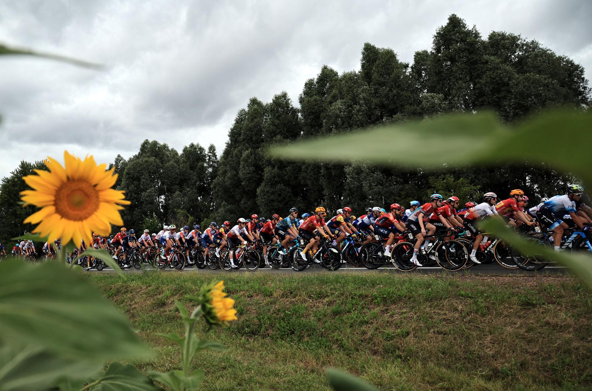 IMÁGENES | Las mejores imágenes de la etapa 11 del Tour de Francia